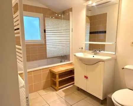 Entre & Pinede Piscine Chauffee - 7 Pers 度假居 滨海隆热维勒